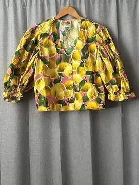 FARM Rio Fresh Lemons Puff Sleeve Button-Front V-Neck Top